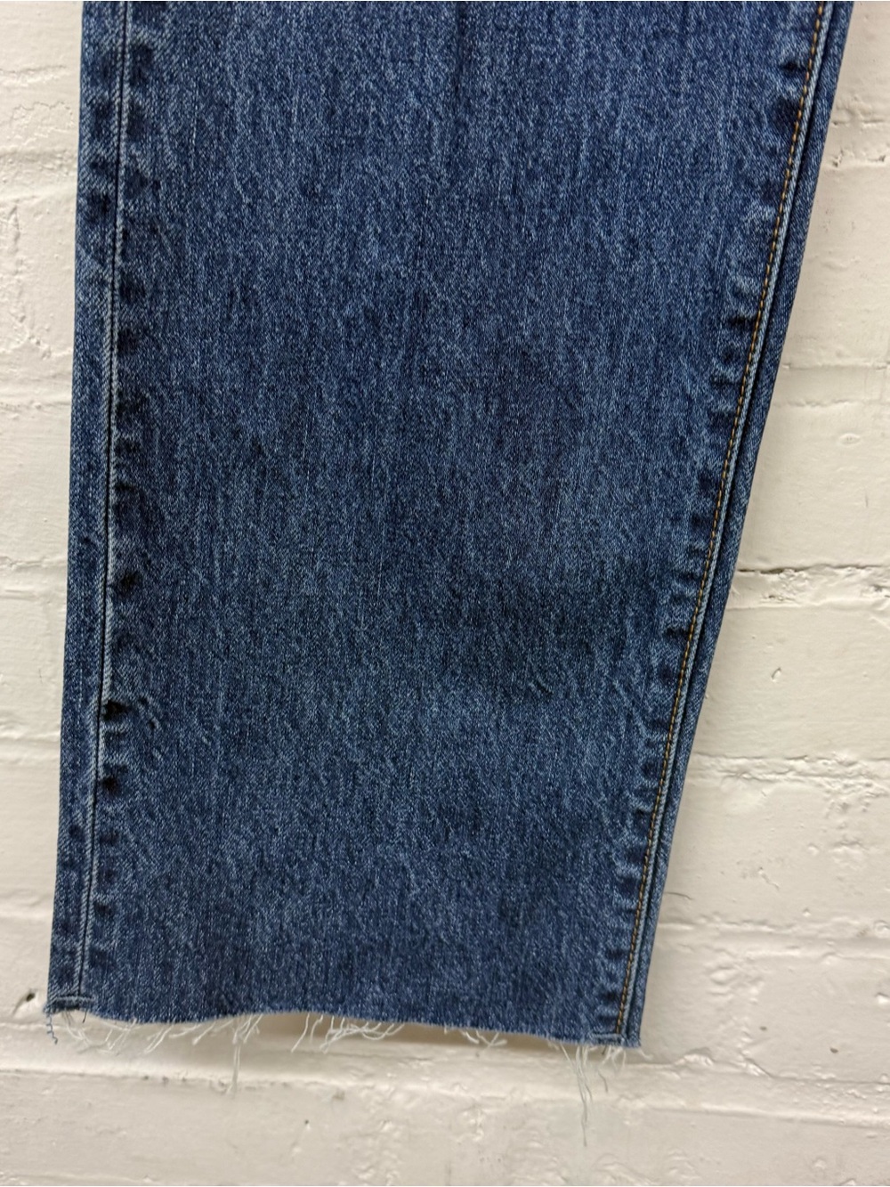 NWT ASKK NY Raw Hem Mid rise Straight Jean Size 25 - Picture 3 of 10